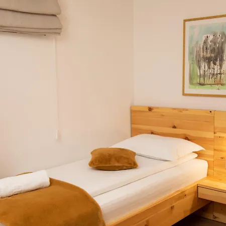 Hotel Ana 3*